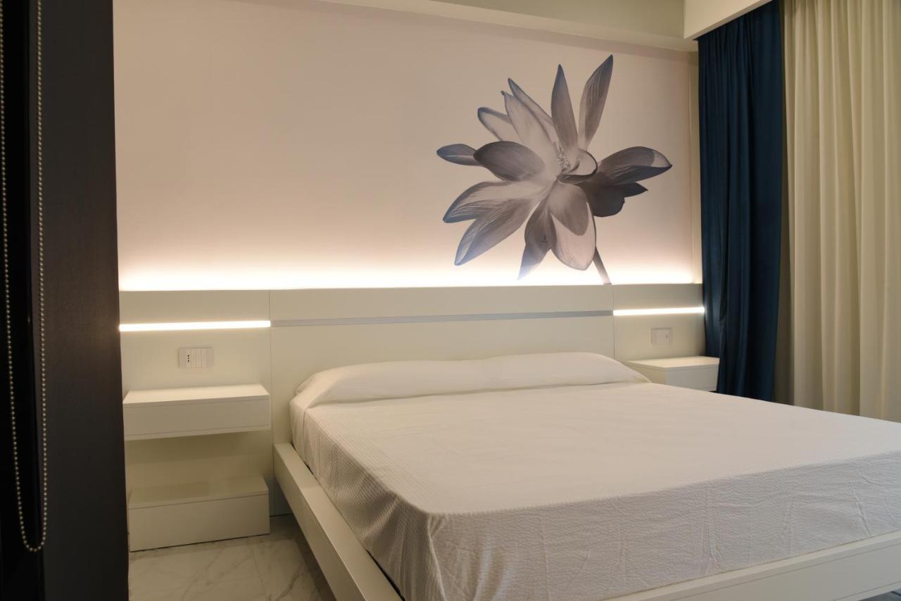 Demsi Palace Hotel & Restaurant Фоджиа Экстерьер фото